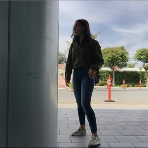 Meet your Posher, Andrea